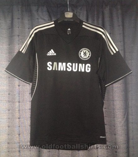 Chelsea Üçüncü futbol forması 2013 - 2014