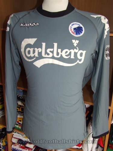 København Goalkeeper football shirt 2010 - 2011