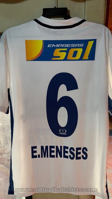 Deportes Recoleta Home football shirt 2017