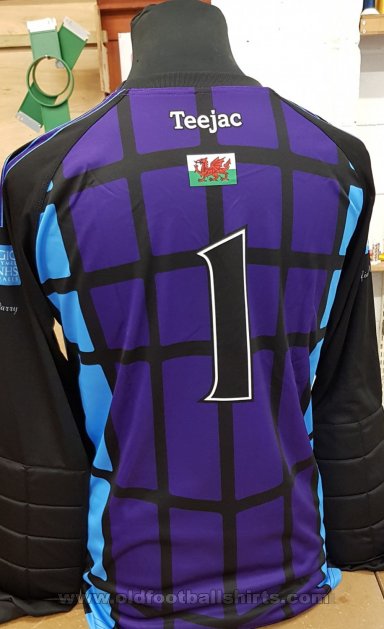 Nefyn United Goalkeeper football shirt 2020 - 2021