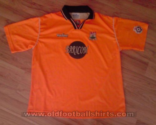 Barnet Home football shirt 1994 - 1995