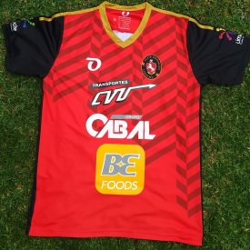 Deportes Limache Home football shirt 2018 sponsored by Transportes CVU