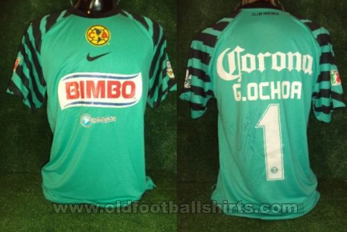 Club America Goalkeeper football shirt 2010 - 2011