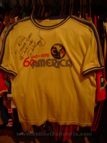 Club America Home football shirt 1976 - 1977