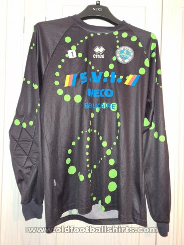 Stade Beaucairois Goalkeeper football shirt (unknown year)
