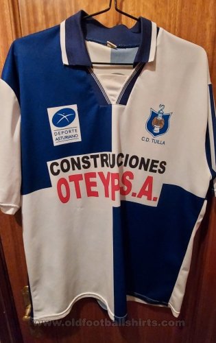 CD Tuilla Home football shirt (unknown year)