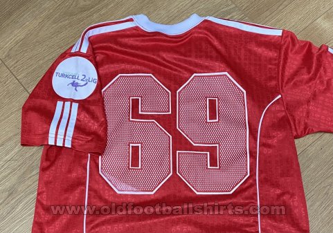 Esentepe Spor Kulübü Home football shirt 2017 - ?