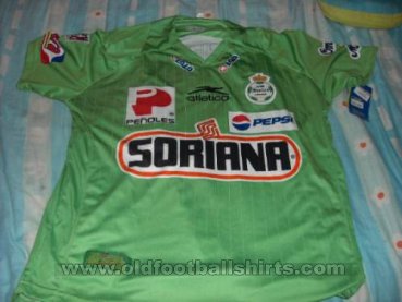 Santos Laguna Away football shirt 2009 - 2010