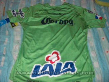 Santos Laguna Away football shirt 2009 - 2010