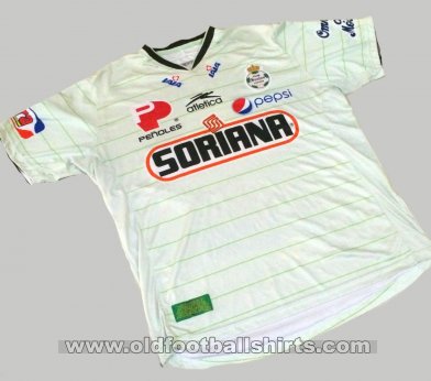 Santos Laguna Third football shirt 2010 - 2011