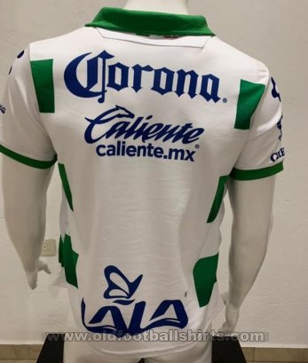 Santos Laguna Home football shirt 2021 - 2022