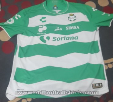 Santos Laguna Home football shirt 2023 - 2024