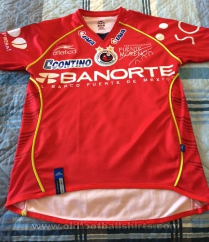 Tiburones  Home football shirt 2006