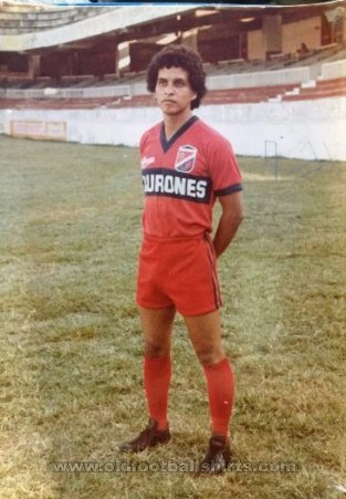 Tiburones  Home φανέλα ποδόσφαιρου 1983 - 1984