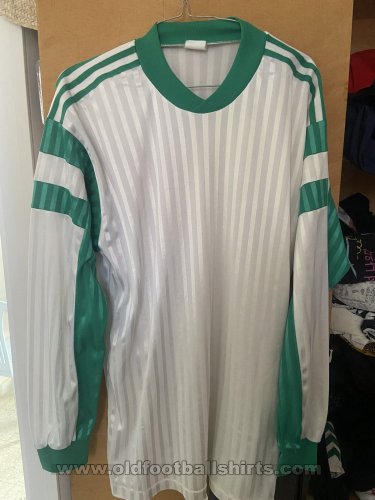 Jeunesse Sportive Kairouanaise Away football shirt 1990 - 1991
