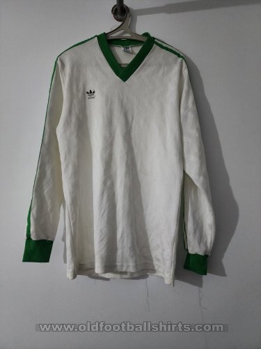Jeunesse Sportive Kairouanaise Home football shirt 1985 - 1986