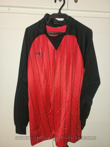 Jeunesse Sportive Kairouanaise Goalkeeper football shirt 1985 - 1986