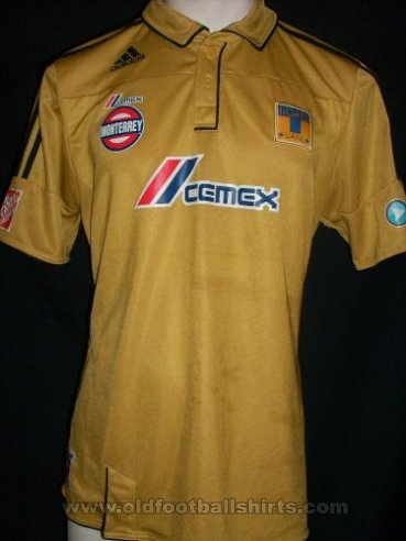 Tigres de la U.A.N.L. τρίτος φανέλα ποδόσφαιρου 2010 - 2011