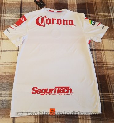 Toluca Away football shirt 2021 - 2022