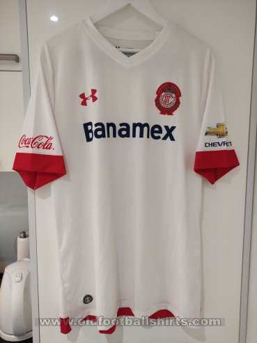 Toluca Away football shirt 2015 - 2016