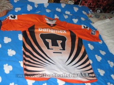 Club Universidad Nacional Goalkeeper football shirt 2003 - 2004