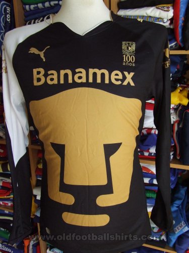 Club Universidad Nacional Goalkeeper football shirt 2010