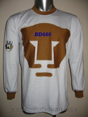 Club Universidad Nacional Away football shirt 1980 - 1981