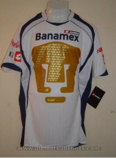 Club Universidad Nacional Home football shirt 2008 - 2009