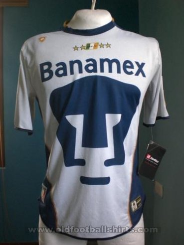 Club Universidad Nacional Home football shirt 2004