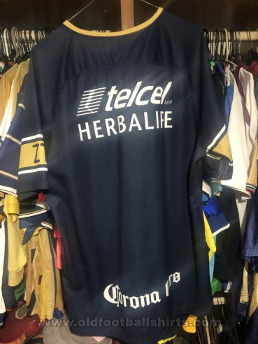 Club Universidad Nacional Home football shirt 2017 - 2018