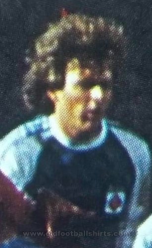 South China AA Away football shirt 1981 - 1982