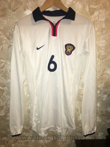 Russia Home football shirt 2001