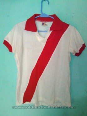 Águilas de la UPAEP Home football shirt 1975 - 1976