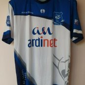 Home football shirt 2019 - 2020