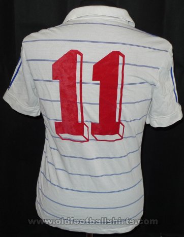 Dynamo Kiev Away football shirt 1982 - 1985