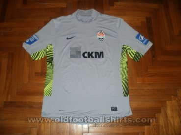 Shakhtar Donetsk Goalkeeper football shirt 2011 - 2012