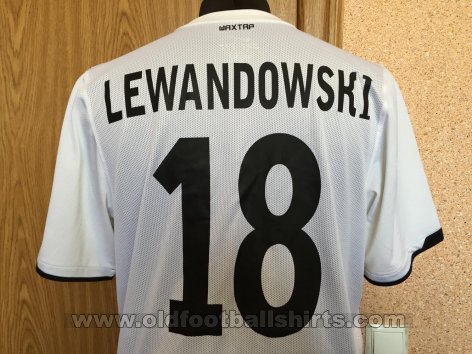 Shakhtar Donetsk Away football shirt 2010 - 2012
