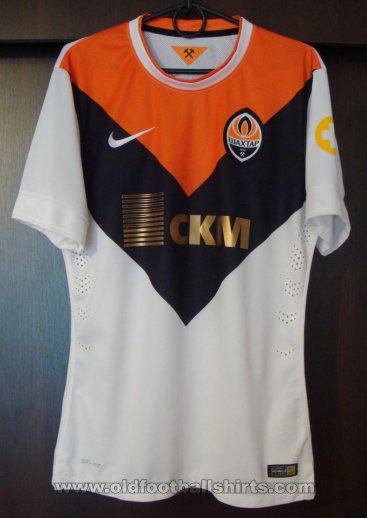 Shakhtar Donetsk Away football shirt 2014 - 2016