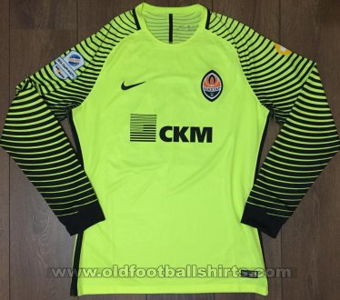 Shakhtar Donetsk Goalkeeper football shirt 2016 - 2017