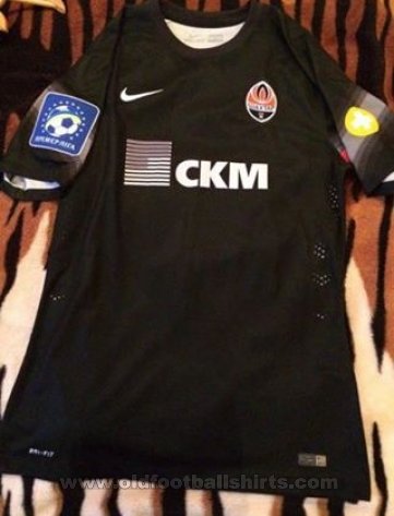 Shakhtar Donetsk Goalkeeper football shirt 2014 - 2015