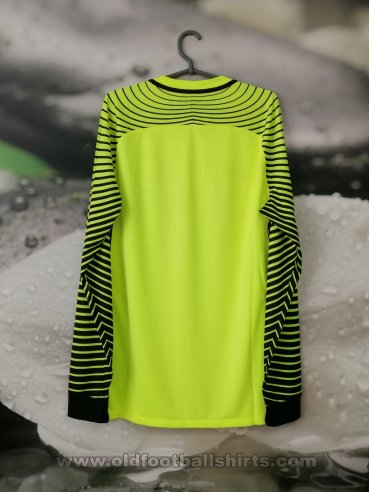Shakhtar Donetsk Goalkeeper football shirt 2016 - 2017
