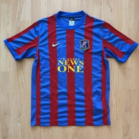 Arsenal Kyiv Home football shirt 2011 - 2012 sponsored by News One