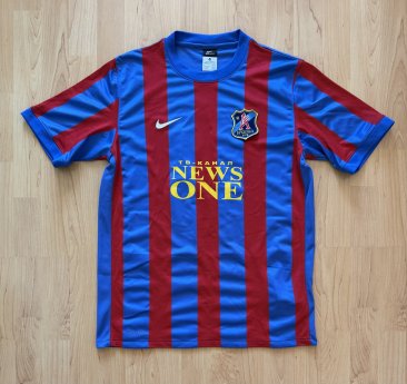 Arsenal Kyiv Home football shirt 2011 - 2012