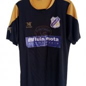 Away football shirt (unknown year)