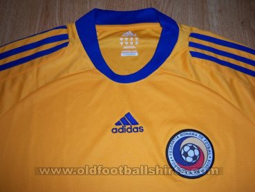 Romania Home football shirt 2008 - 2009