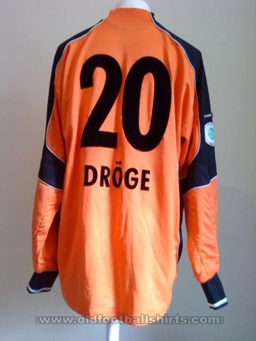 St Pauli Goalkeeper football shirt 2004 - 2005