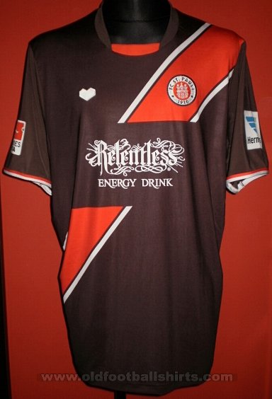 St Pauli Home football shirt 2013 - 2014