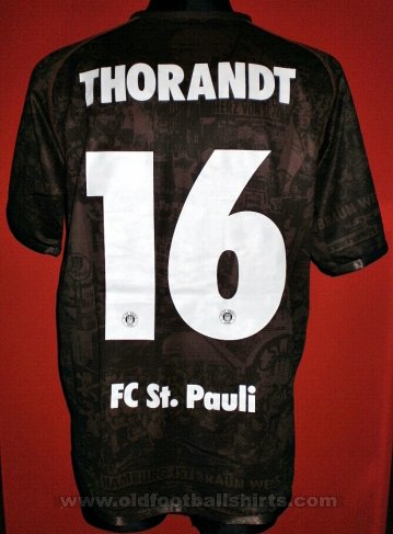 St Pauli Special football shirt 2010 - 2011