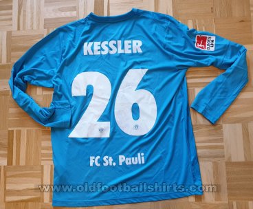 St Pauli Goalkeeper football shirt 2010 - 2011