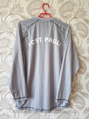 St Pauli Unknown shirt type 2011 - 2012